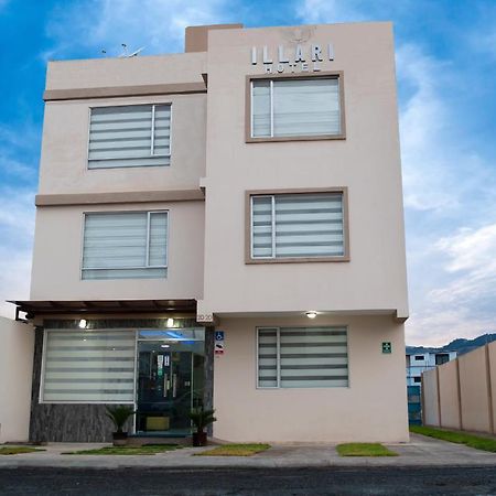 Illari Hotel Riobamba Buitenkant foto