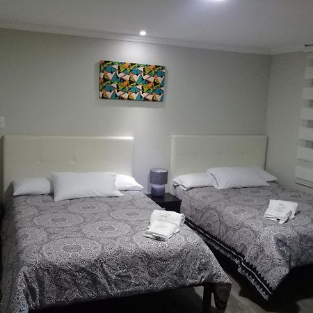 Illari Hotel Riobamba Buitenkant foto