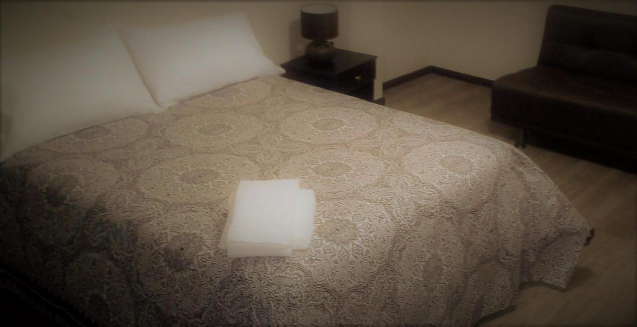 Illari Hotel Riobamba Buitenkant foto
