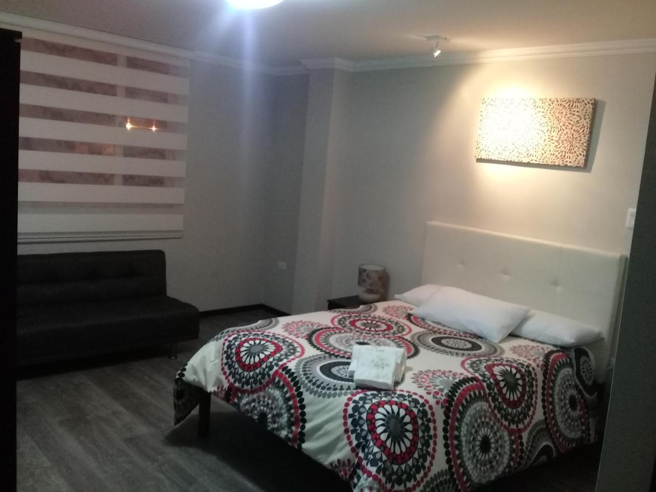 Illari Hotel Riobamba Buitenkant foto